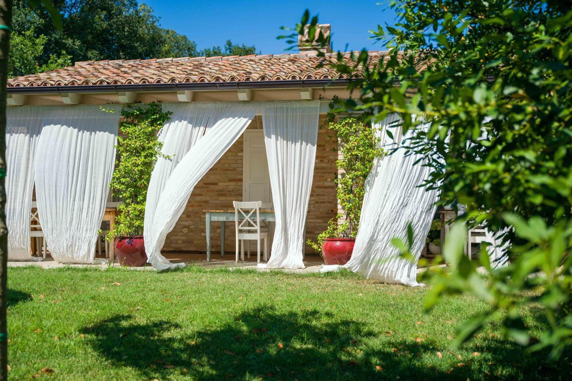 Casavostra - Ambience Suites Ostra Vetere Exterior foto